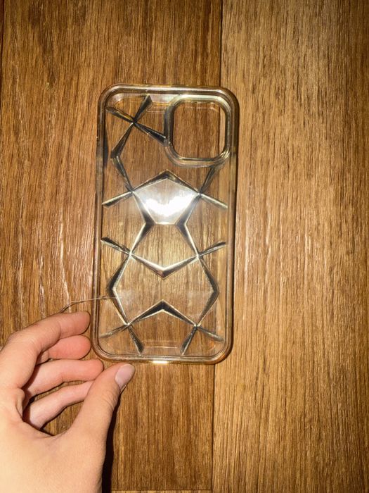 Прозрачный чехол на iPhone с объемным 3D-гранением(11 про)