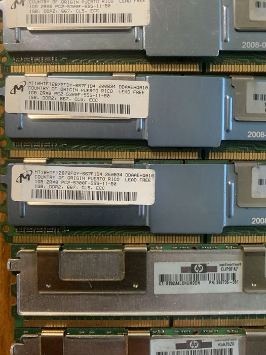 Оперативна память 1GB, 512МВ