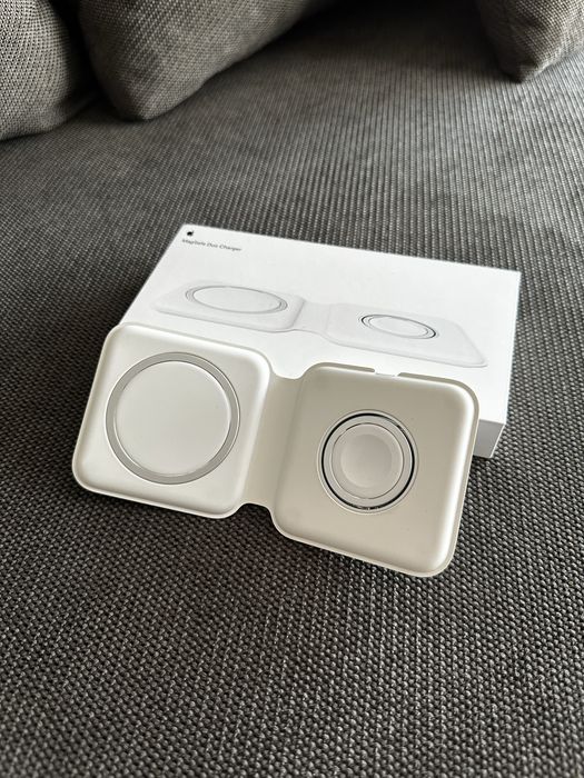 Зарядний пристрій Apple MagSafe Duo Charger: 2 500 грн. - Зарядные
