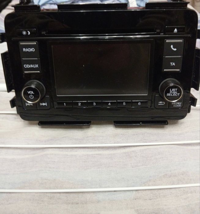 Автомагнітола. Б/у. Торг