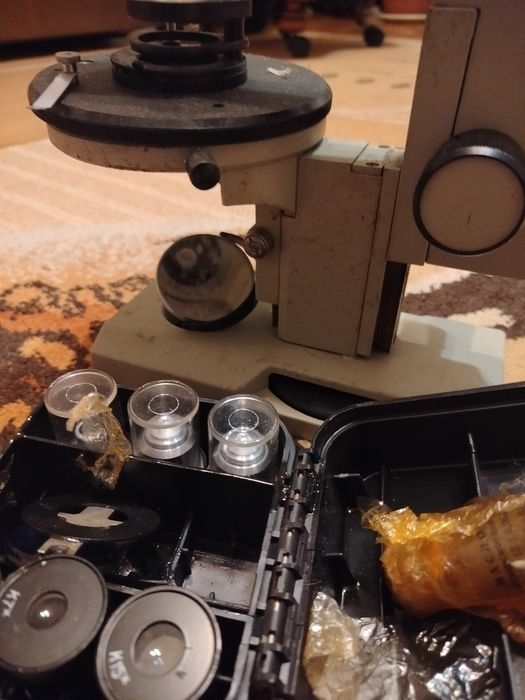 Продам новый микроскоп! Полный комплект! Ломо биолам!