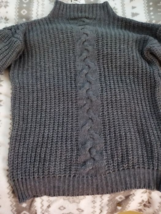 Sweter marki Unisono
