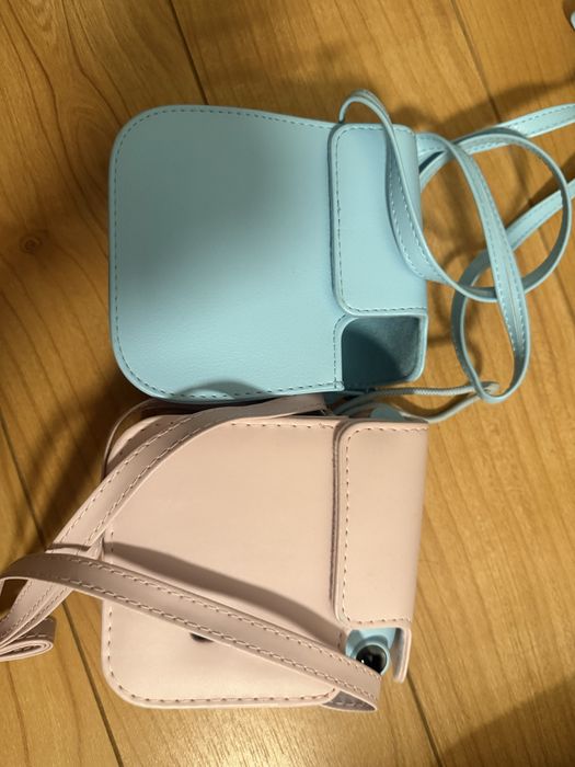 Instax mini 11 com duas bolsas