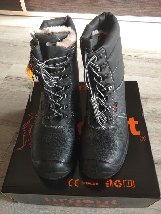 Buty zimowe sznurowane