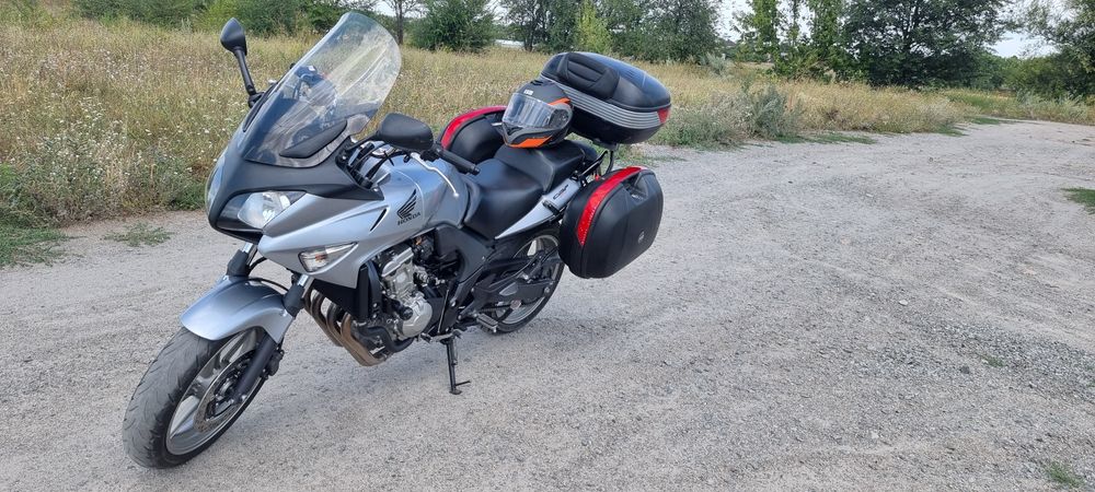 Продам Honda sbf600s