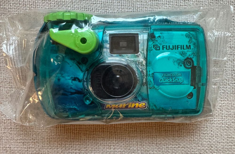 Máquina fotográfica Fujifilm Fujicolor QuickSnap Marine