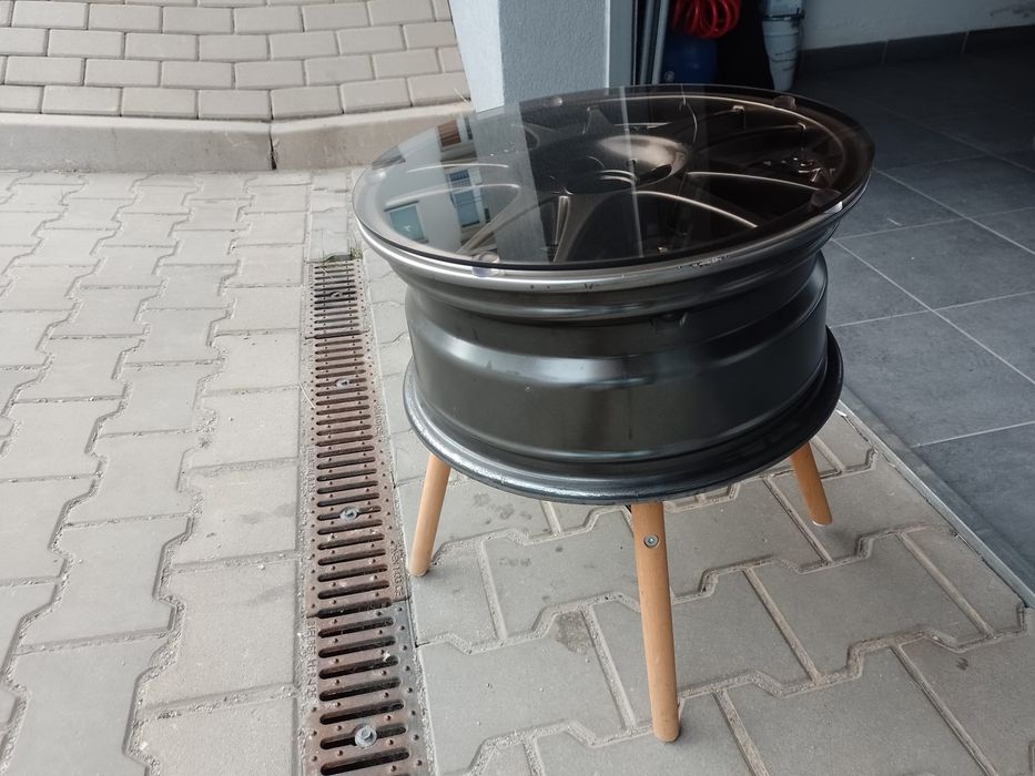 Stolik garażowy z felgi 16 , wysokość 50cm, brązowa szyba cena