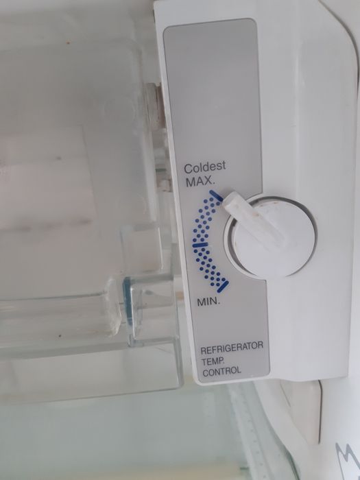 Холодильник Sharp