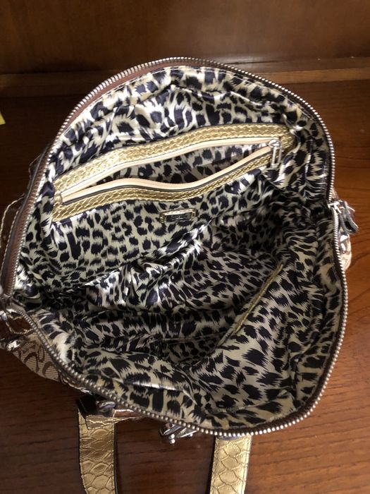 Mala da GUESS, usada poucas vezes, modelo antigo