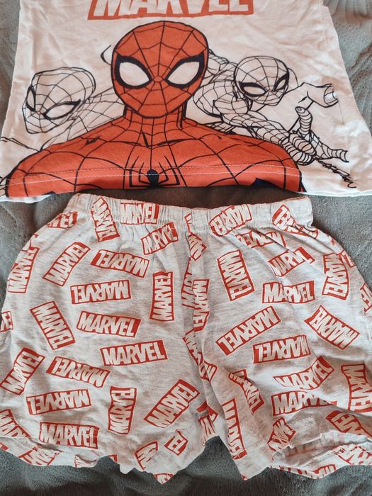 Piżama Marvel Spiderman 98/104 + gratis bawełniane spodenki
