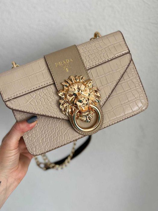 Сумкаочка-клатч чёрная, бежевая