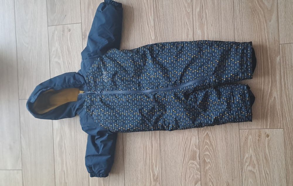 Uniwersalny kombinezon 86