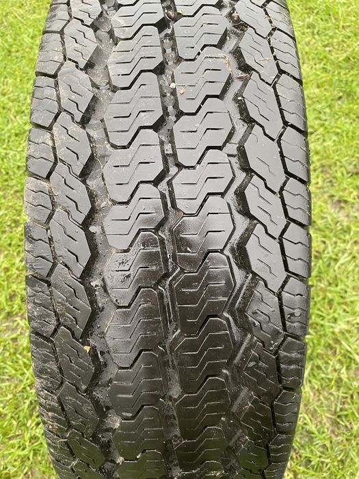 шина 225 75 r16C