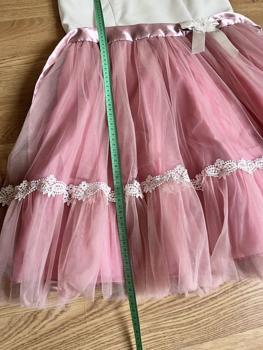 Sukienka elegancka wizytowa 158 z tiulem biała różowa