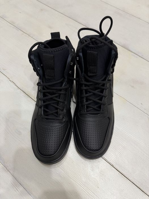 Nike court borough mid winter black р 41,42.