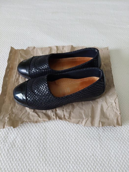 Sapatos pretos Pupilo Confort