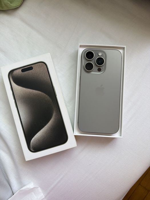 iPhone 15 Pro- em ótimo estado