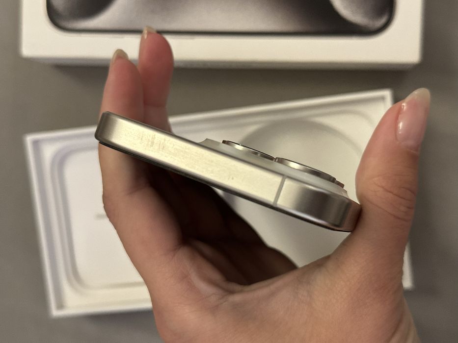 Айфон 15 про 256 памʼять в ідеальному стані