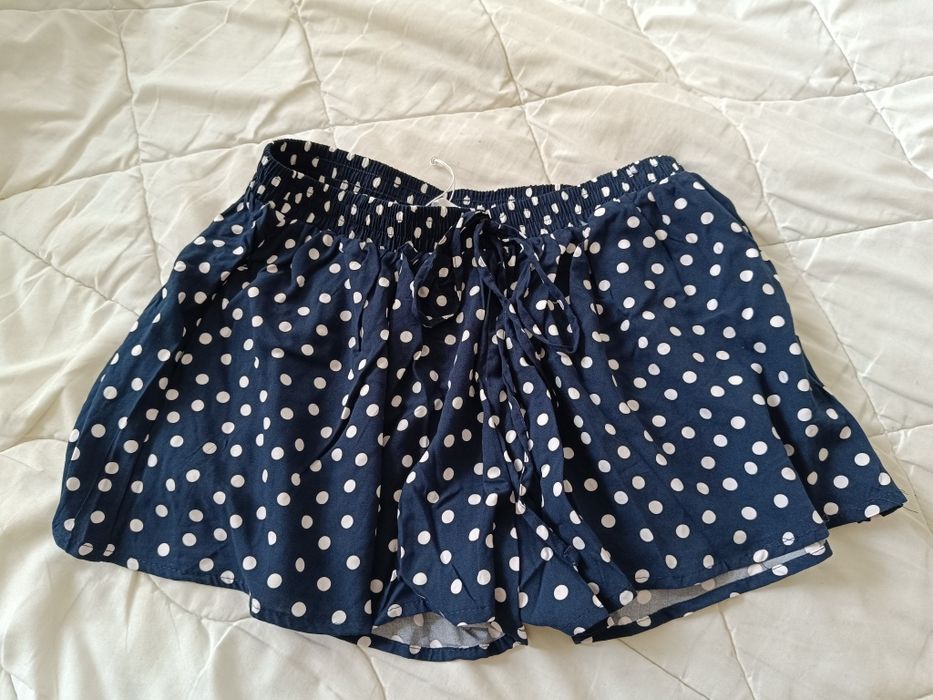 Spodenkospodnica granatowa w kropki