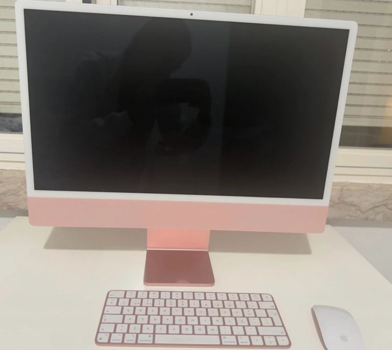 iMac Apple M1 Rosa – 24” / 8GB RAM / 256GB SSD