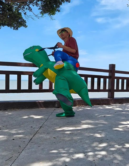 Надувний костюм динозавра, дракона. Косплей. Розіграш