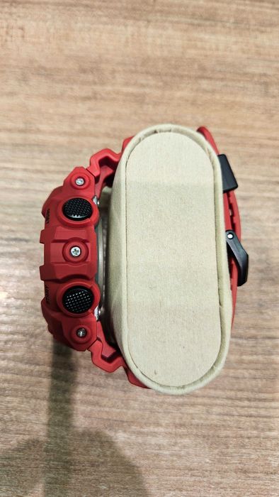 Casio G-Shock Czerwony GA-700-4AER idealny!