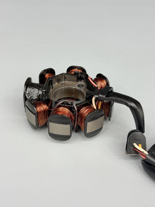 Stator Stojan Alternator Iskrownik KTM EXC 400 / 450 / 520 / 525 RFS