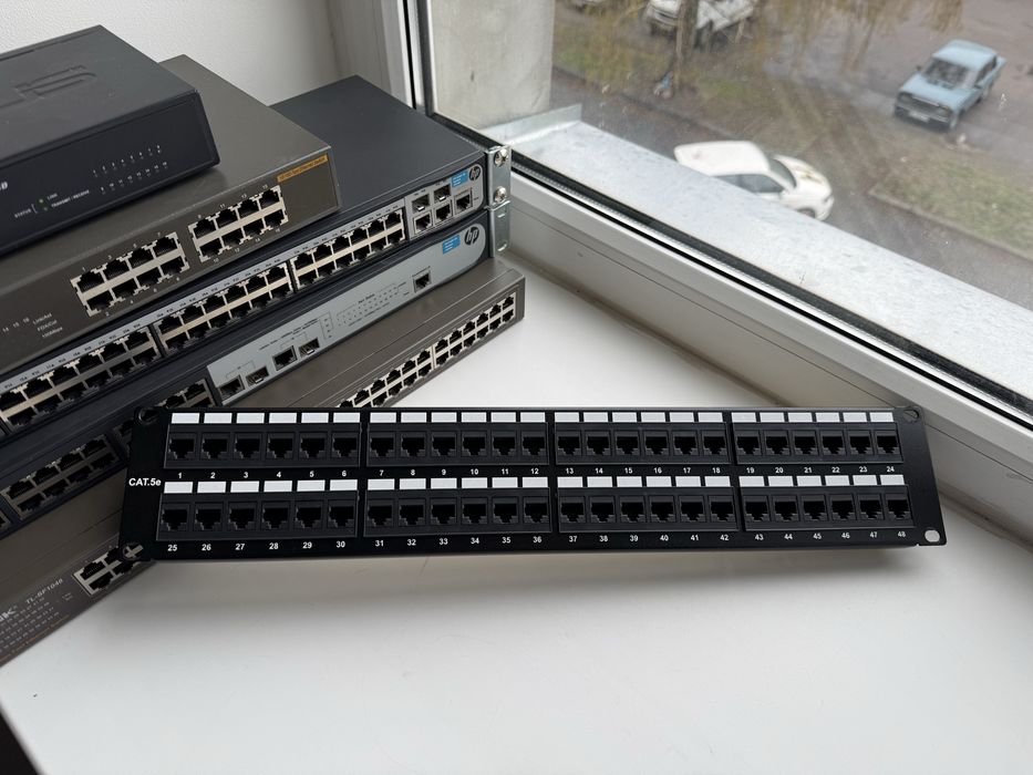 Патч-панель 48 портів CAT5e (rack 19)