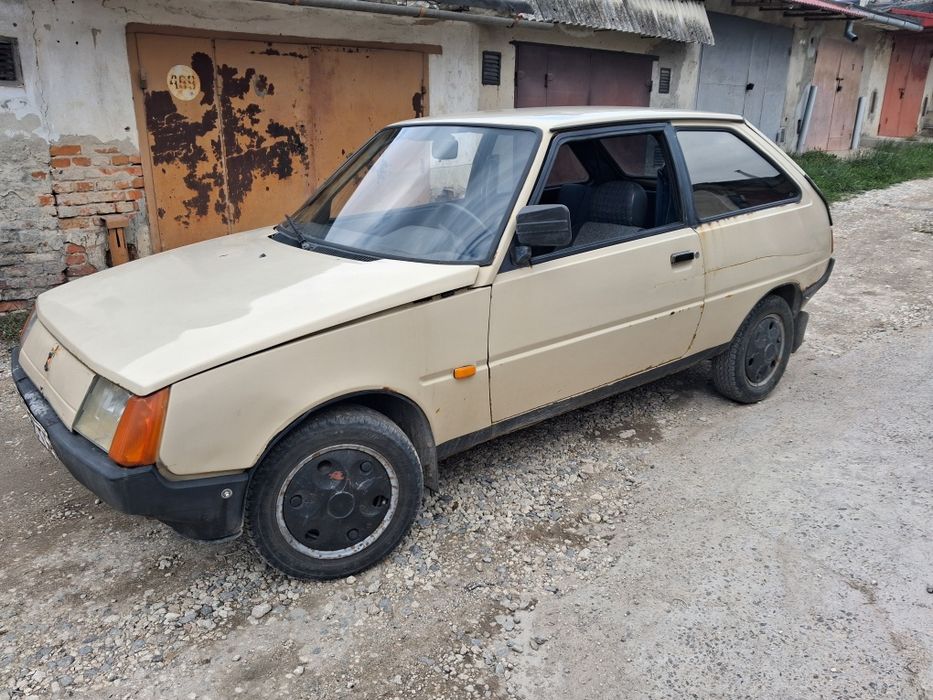 Авто Заз таврія 1102