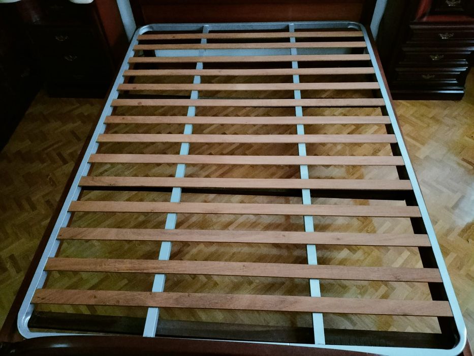 Cama casal, bom estado:190x140: 50€