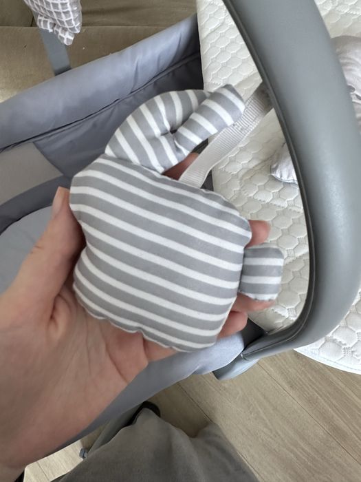 Люлька ліжко Chicco baby hug з ПОДАРУНКОМ шезлонг крісло стільчик