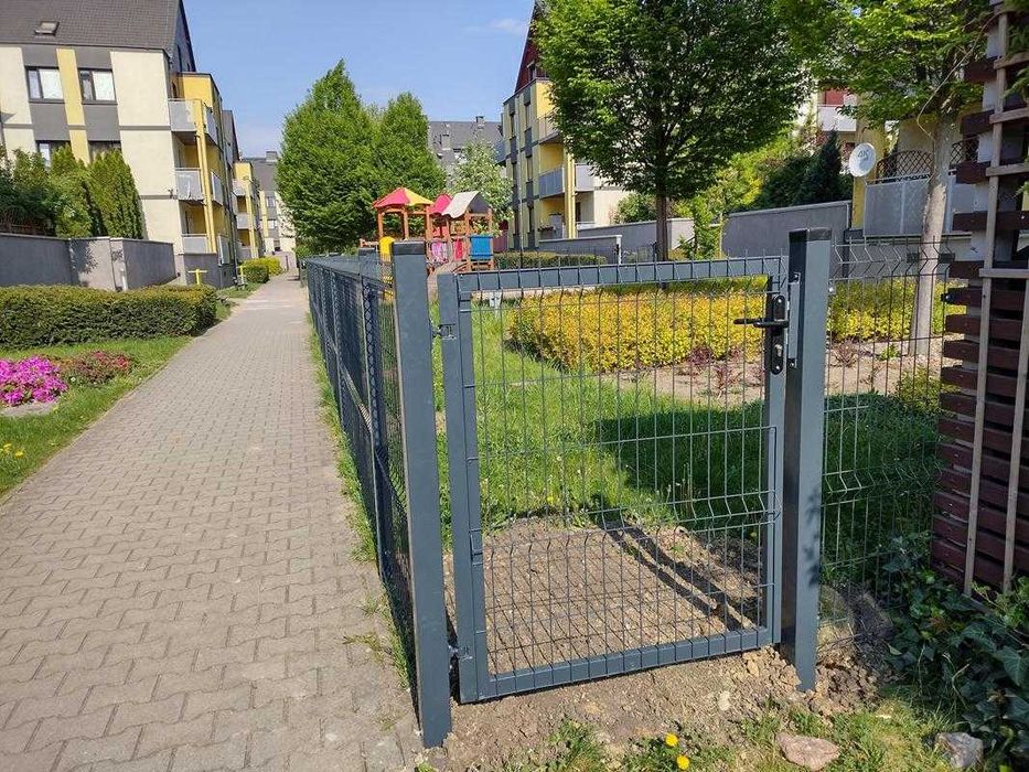 Ogrodzenia panelowe | Słupki | Bramy | Furtki | Transport | Montaż