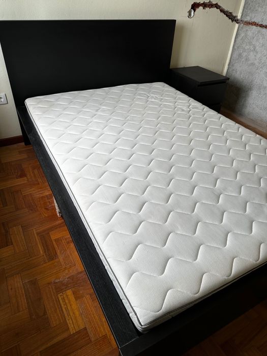 Quarto de casal com colchão novo