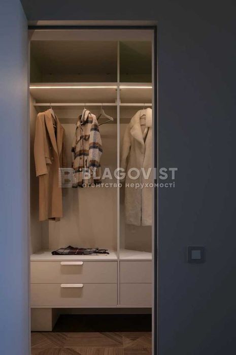 Продаж 2к квартира ЖК Новопечерська вежа Бойчука Михайла 41б Кіквідзе