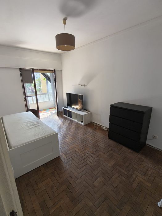 Quarto para alugar Linda a Velha