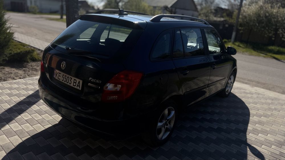 Продам шкоду фабия 2 2012 своя
