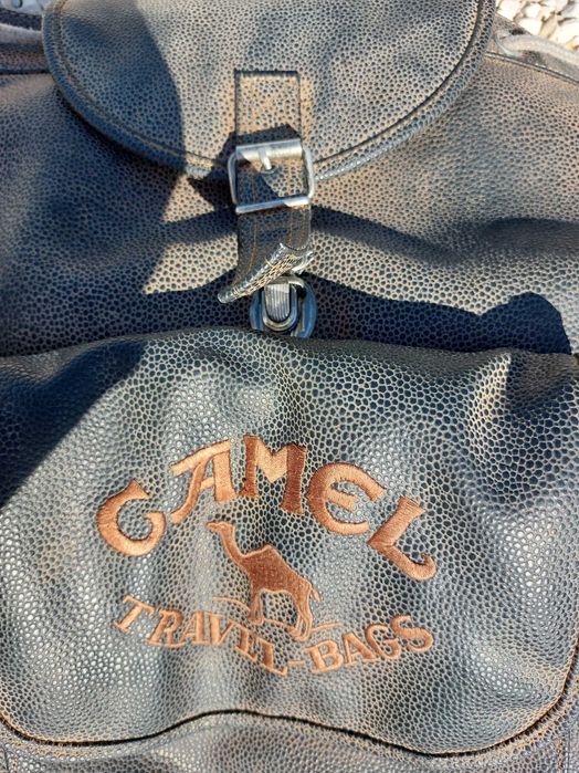 Clássica mochila vintage da Camel Travel Bags