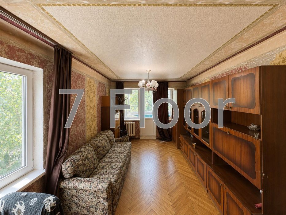 2 кімнатна квартира Лесі Українки бульвар ст.м.Палац Спорту під ремонт