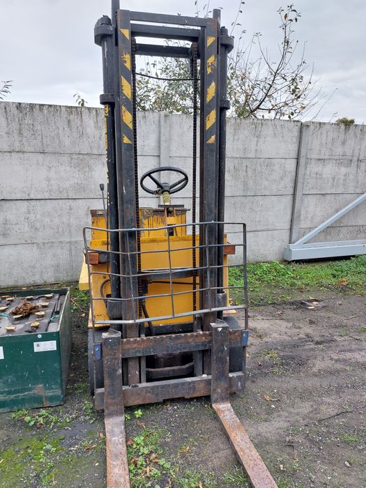 Maszt od wózka widłowego