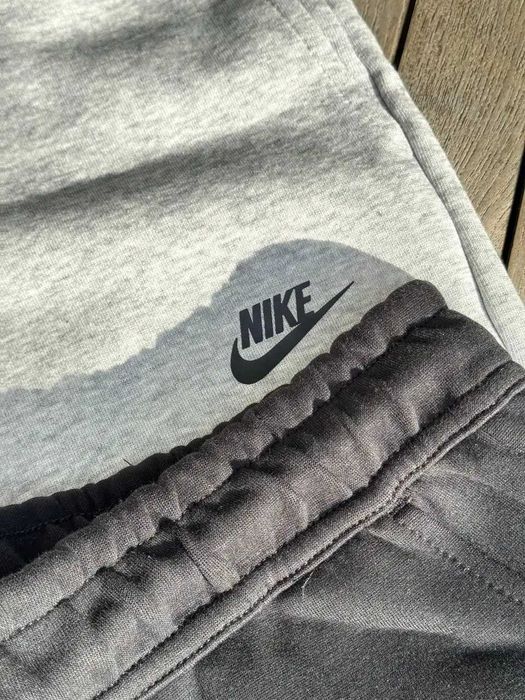Шорти Nike Tech Fleece
