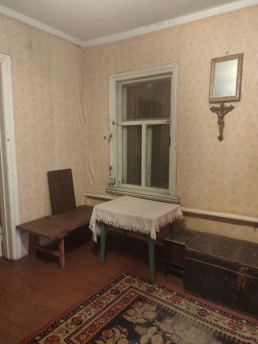 Продаж частини будинку в місті Сміла, центр міста.