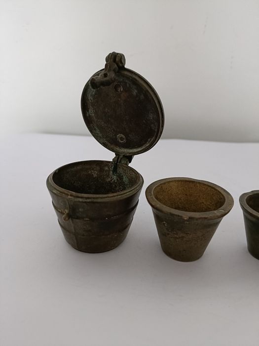 Mosiężne odważniki 2