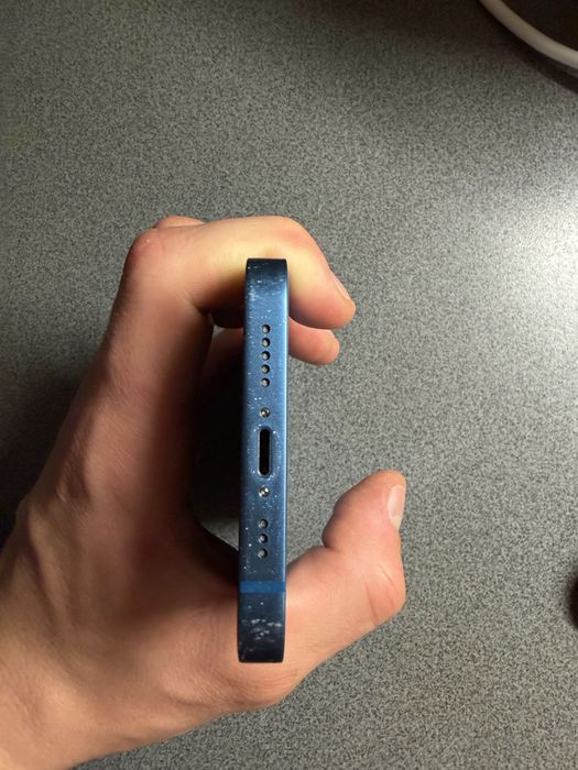 Продам iphone 13 128gb