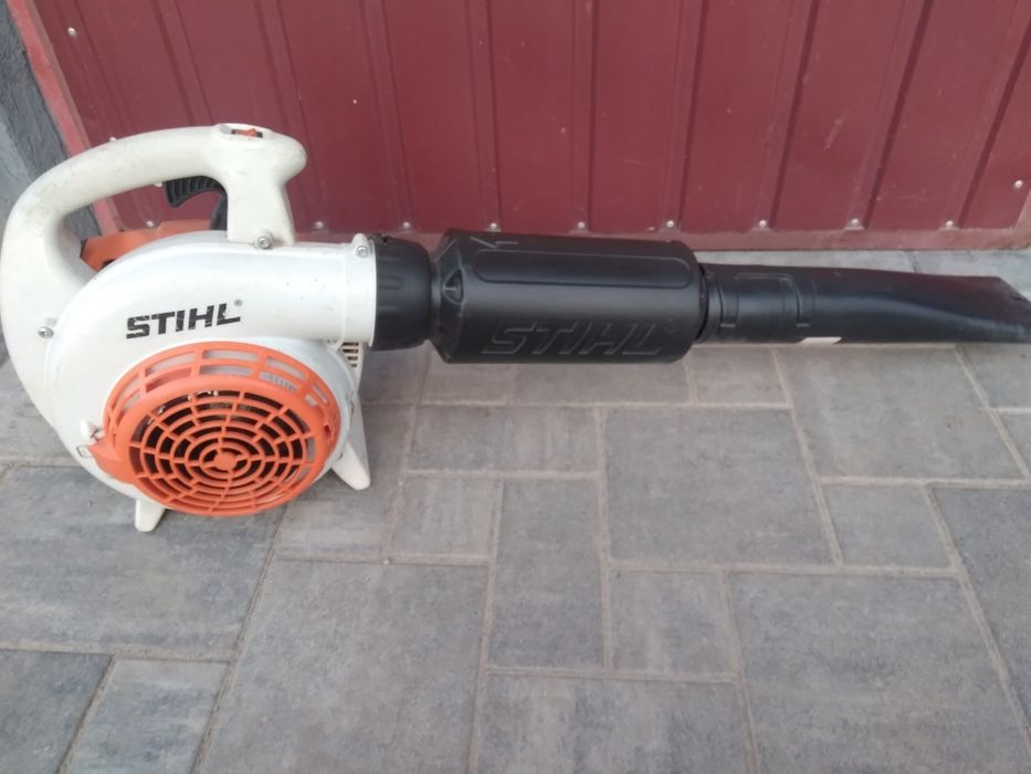 Sprzedam dmuchawę spalinową Stihl BG 66 stan bardzo dobry