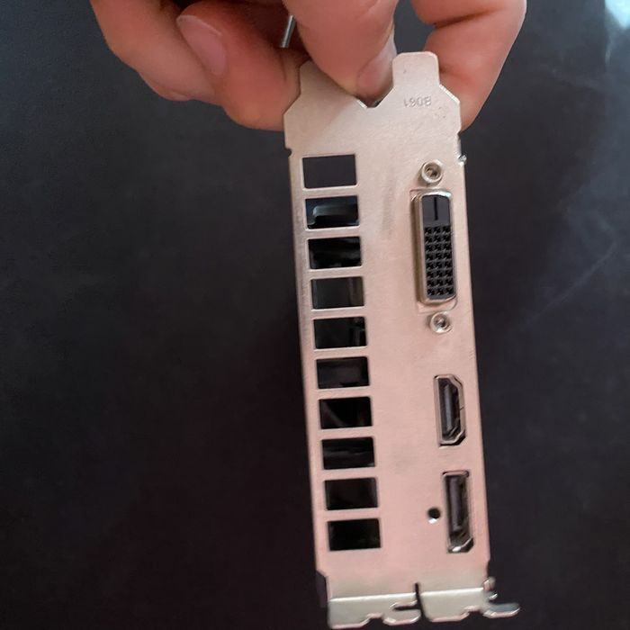 Inno3D GTX 1050 Ti 4GB (трішки пошкоджений корпус)