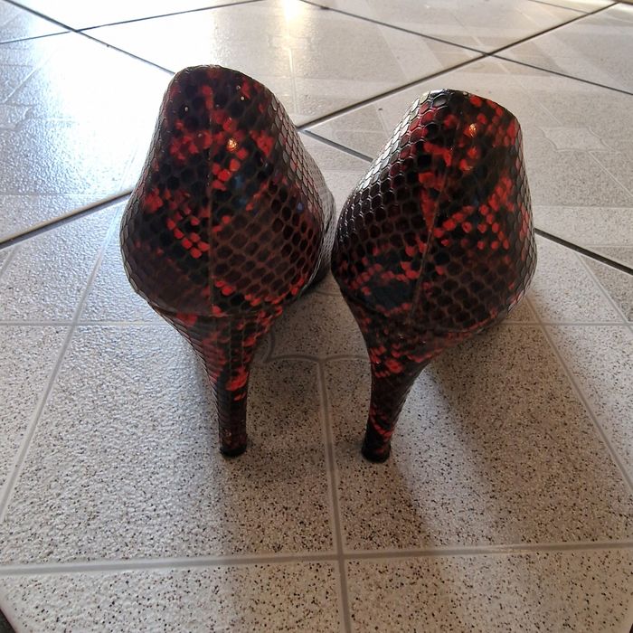 Buty damskie na szpilce