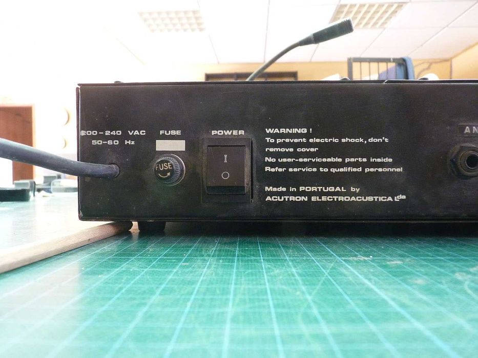 Larsen, mesa de mixtura, 16 canais