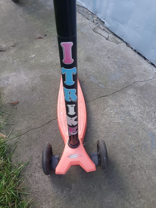 Самокат дитячий.