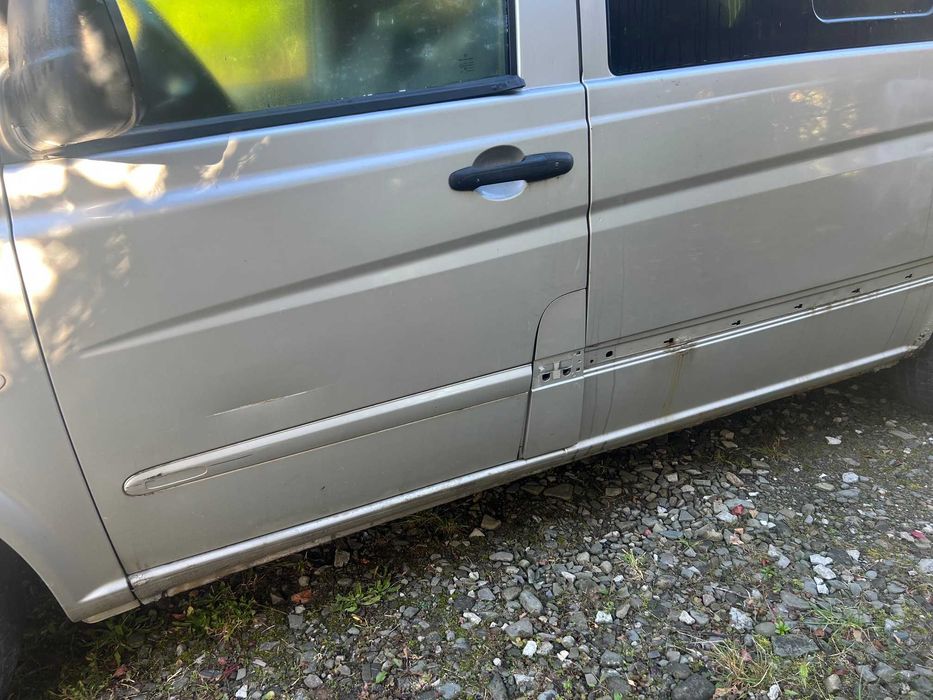 samochód Mercedes Vito