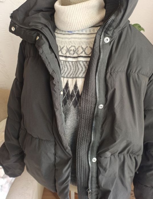 Продам женскую зимнюю Куртку pull&bear L еврозима